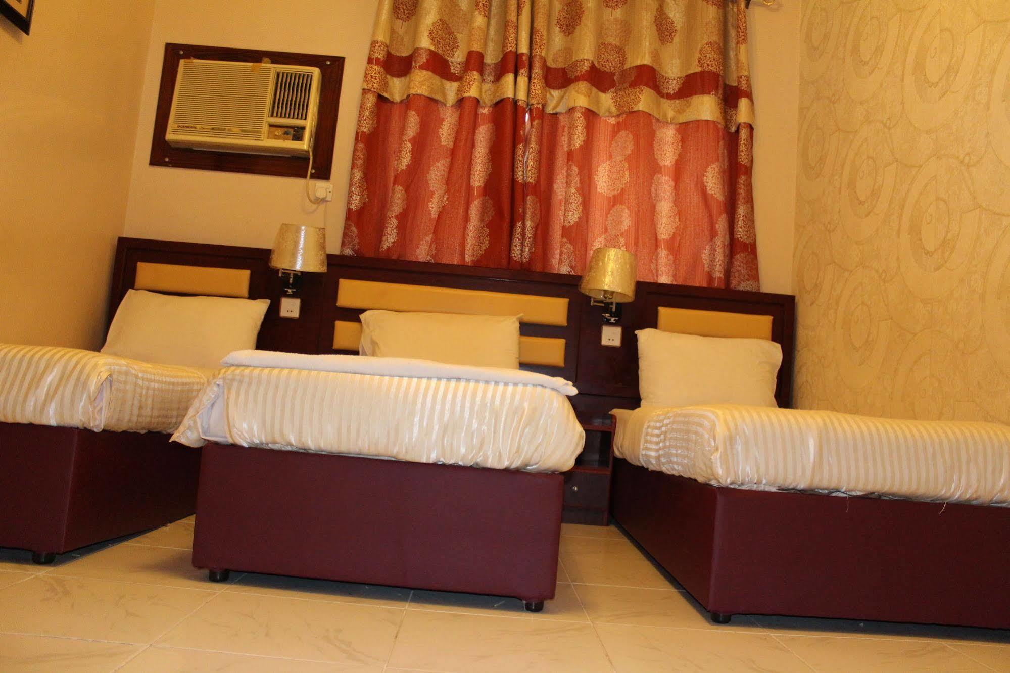 Sutchi Hotel Dubai Eksteriør bilde